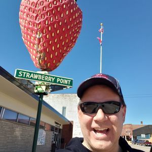 Meet your Posher, Troy